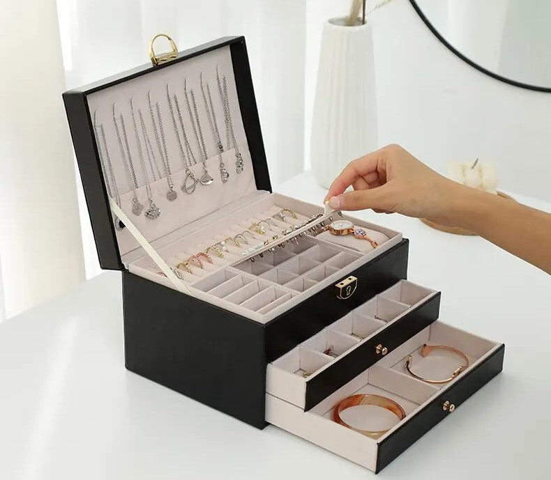 Elara Haus 3-Tier Quilted Jewellery Box with Lock & Key
