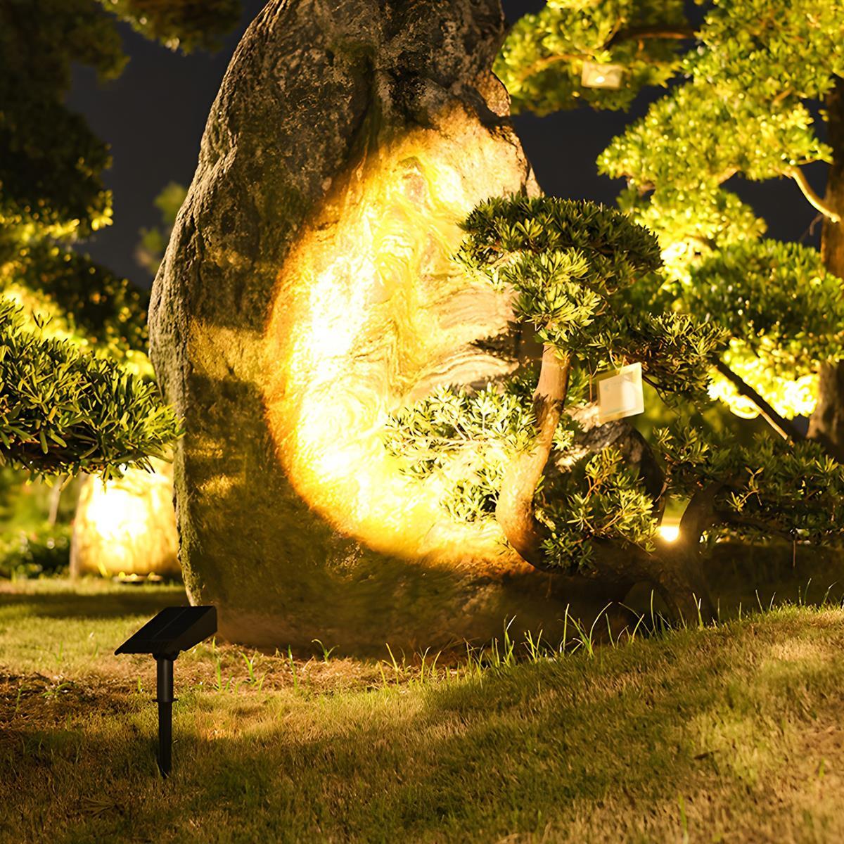 Elara Haus Solar Powered Outdoor Zoom Spotlight